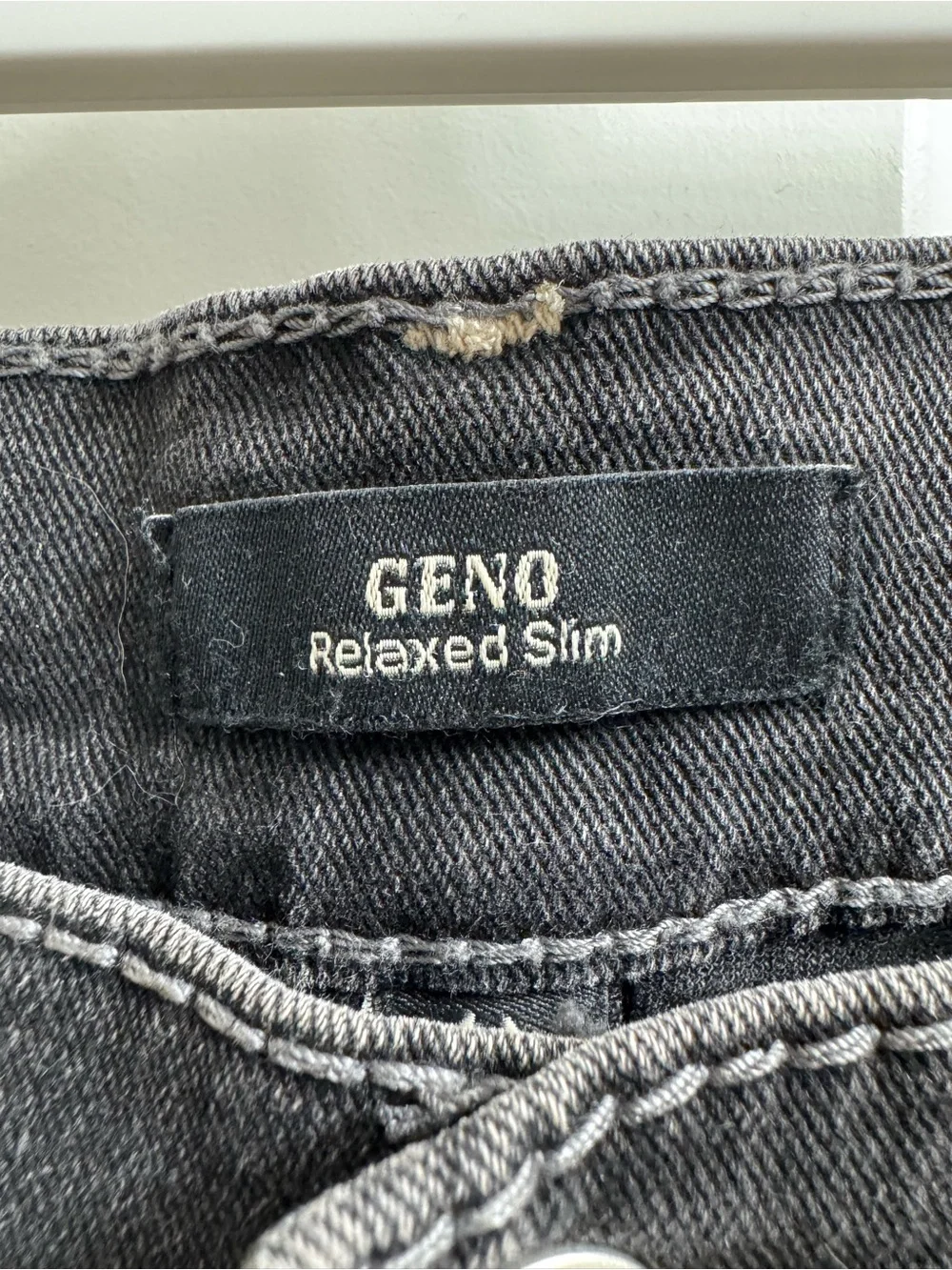 True Religion Geno Relaxed Slim Jeans